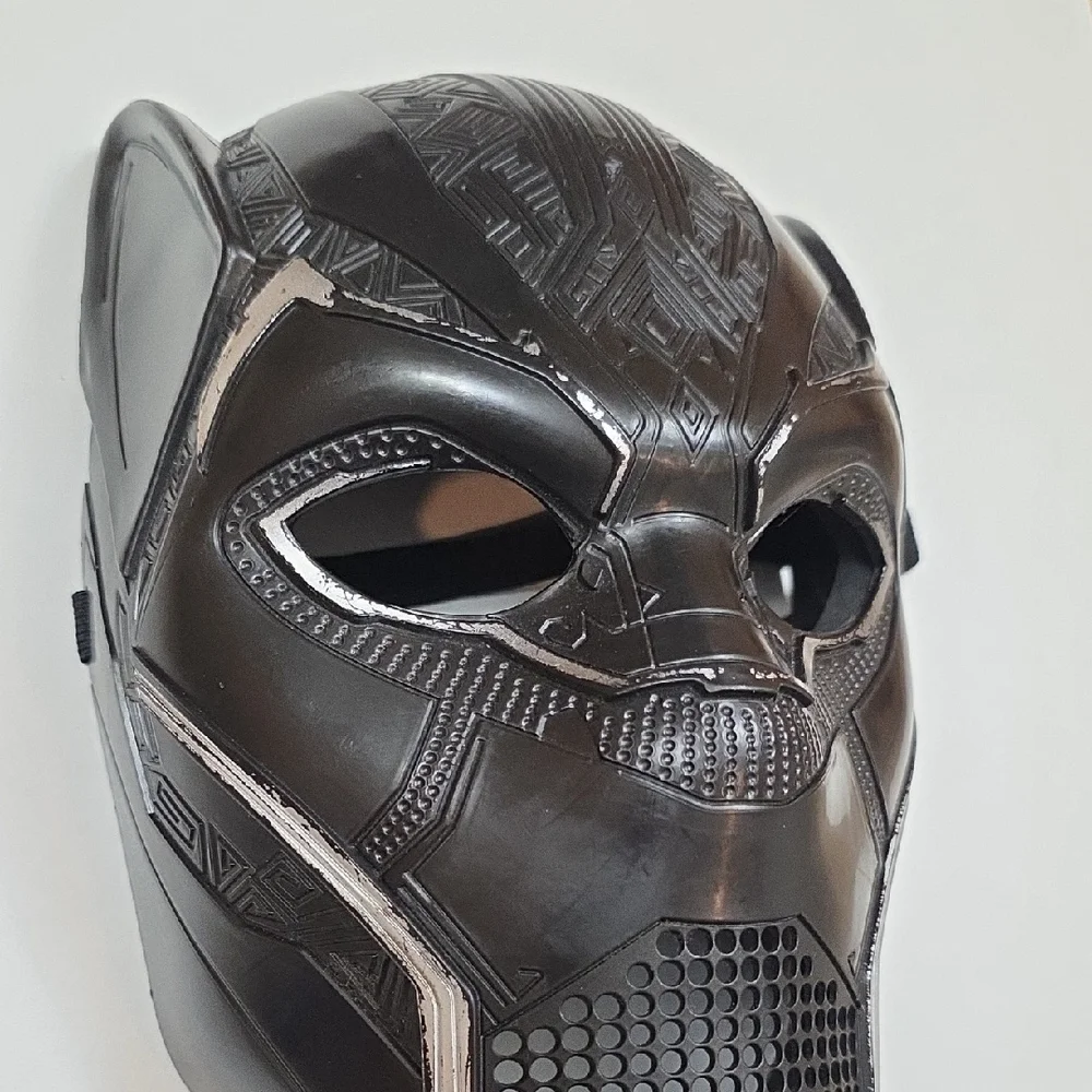 Marvel Black Panther Hero Mask - Picture 2 of 5